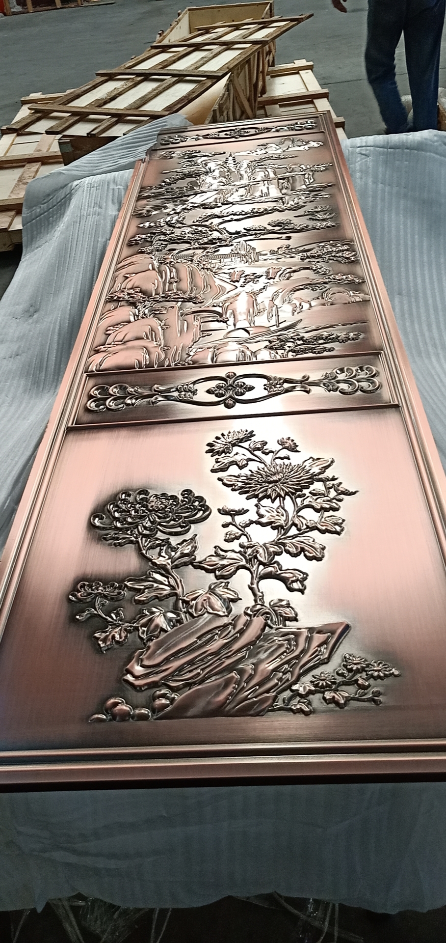 红古铜拉丝浮雕铝板